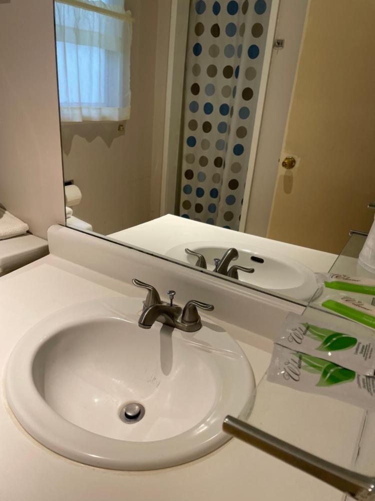 Double Room with Pool View interior